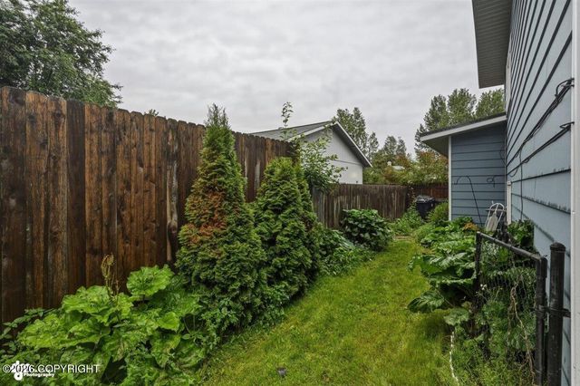 4930 E 5th Avenue, Anchorage, AK 99508