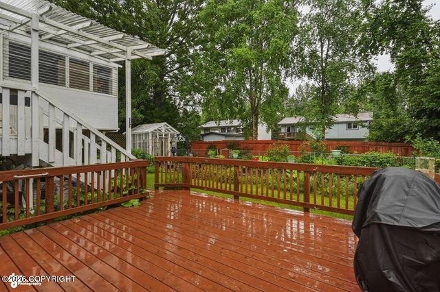 4930 E 5th Avenue, Anchorage, AK 99508