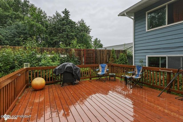 4930 E 5th Avenue, Anchorage, AK 99508