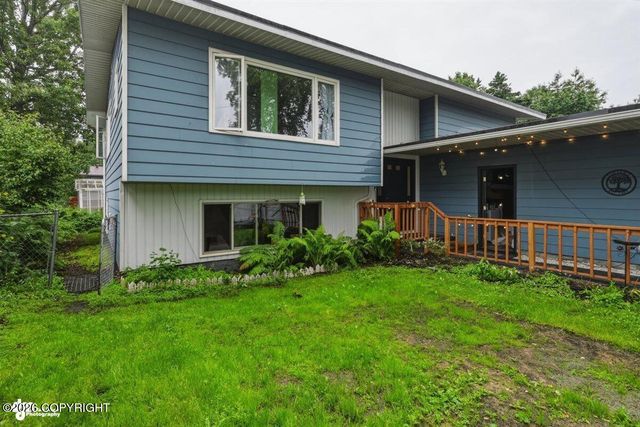 4930 E 5th Avenue, Anchorage, AK 99508