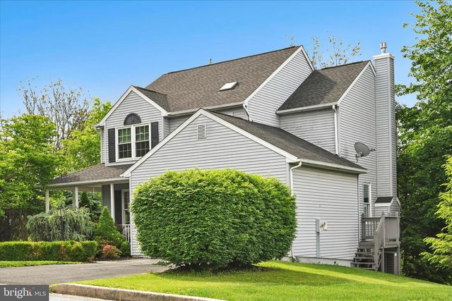 1602 CHURCHILL RD, Harrisburg, PA 17111