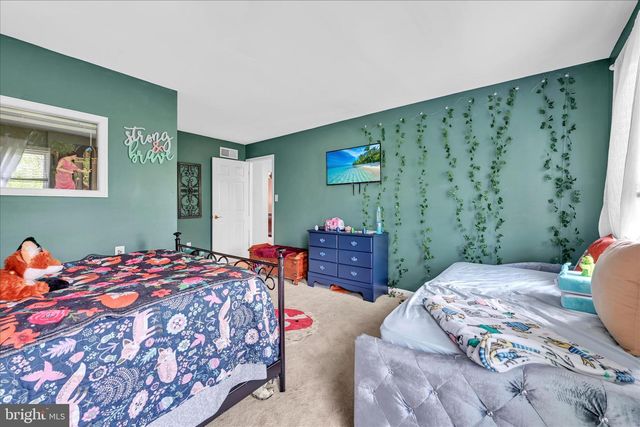 1602 CHURCHILL RD, Harrisburg, PA 17111