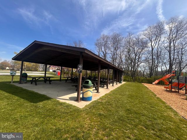1602 CHURCHILL RD, Harrisburg, PA 17111