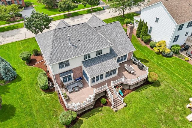 16 Eagle Ridge Drive, Hawthorn Woods, IL 60047