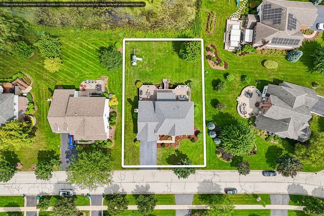 16 Eagle Ridge Drive, Hawthorn Woods, IL 60047