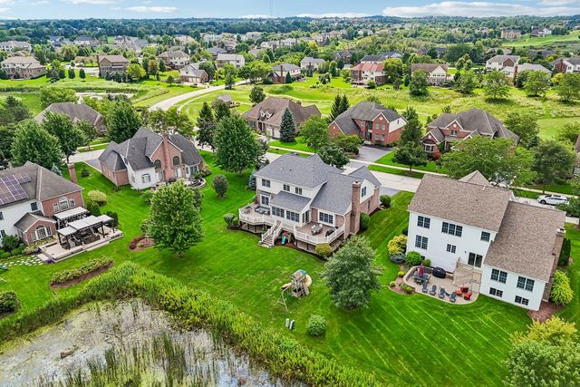 16 Eagle Ridge Drive, Hawthorn Woods, IL 60047