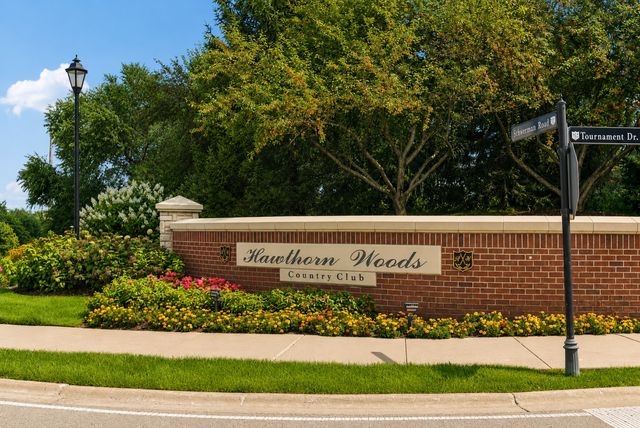 16 Eagle Ridge Drive, Hawthorn Woods, IL 60047