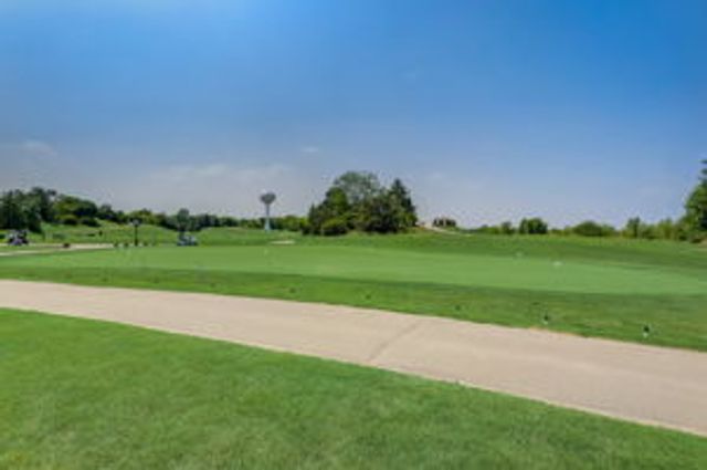 16 Eagle Ridge Drive, Hawthorn Woods, IL 60047