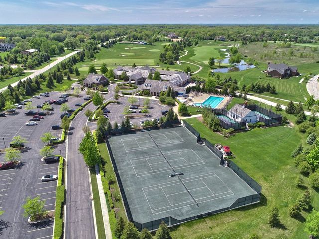 16 Eagle Ridge Drive, Hawthorn Woods, IL 60047