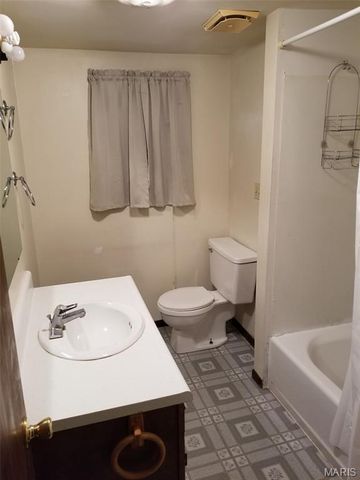 114 North Street, Waynesville, MO 65583