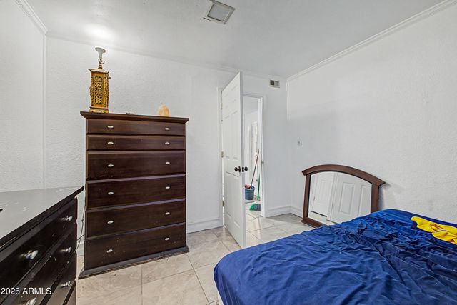 6736 W VERMONT Avenue, Glendale, AZ 85303