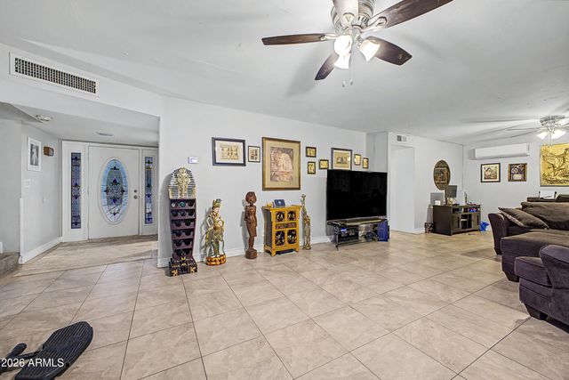 6736 W VERMONT Avenue, Glendale, AZ 85303
