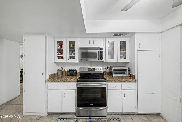 6736 W VERMONT Avenue, Glendale, AZ 85303
