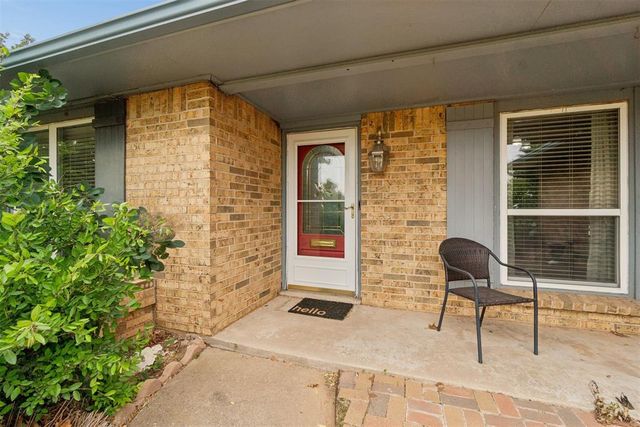 82 E Meadowlark Road, Lawton, OK 73507