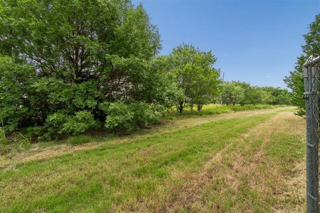 82 E Meadowlark Road, Lawton, OK 73507