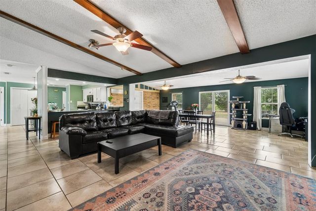 82 E Meadowlark Road, Lawton, OK 73507
