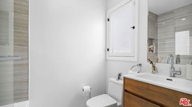 140 S Gardner Street, Los Angeles, CA 90036