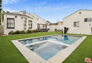 140 S Gardner Street, Los Angeles, CA 90036