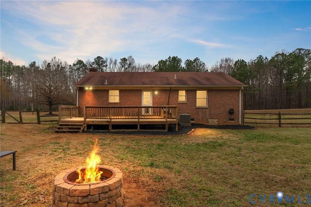 12310 Spring Run Dr, Amelia Courthouse, VA 23002