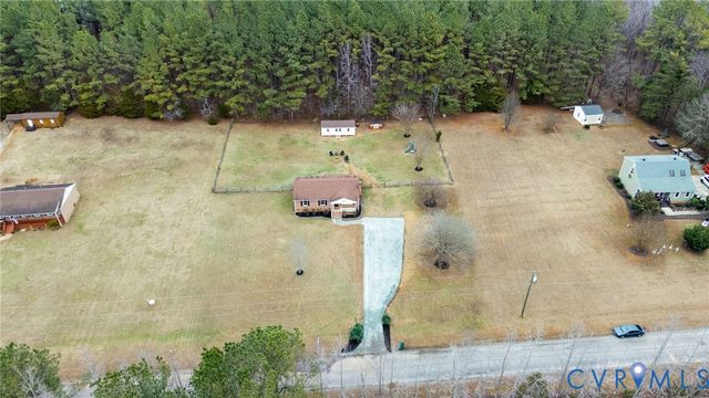 12310 Spring Run Dr, Amelia Courthouse, VA 23002