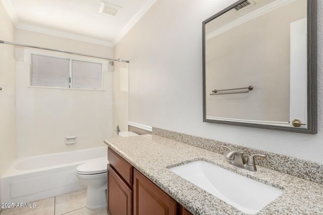 3013 E BIGHORN Avenue, Phoenix, AZ 85048