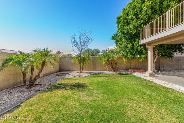 3013 E BIGHORN Avenue, Phoenix, AZ 85048