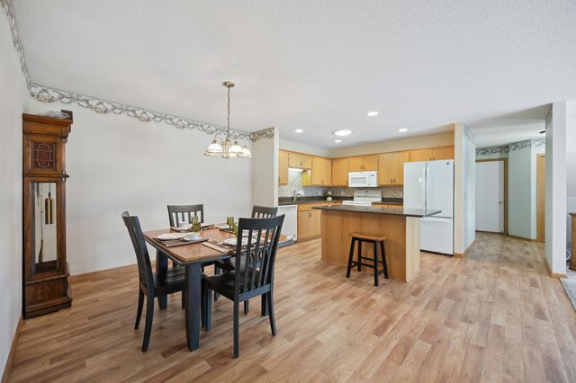 307 Circle View Drive, Dassel, MN 55325