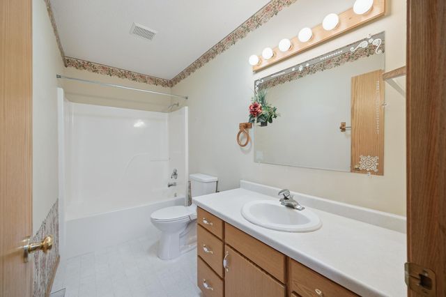 307 Circle View Drive, Dassel, MN 55325