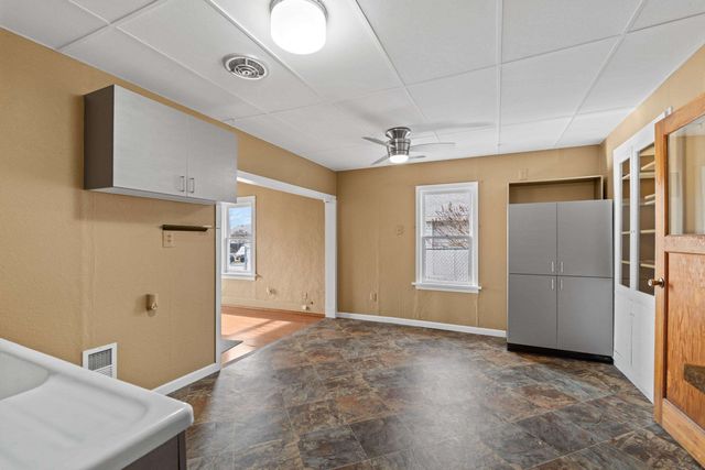 917 E Longfellow Ave, Spokane, WA 99208