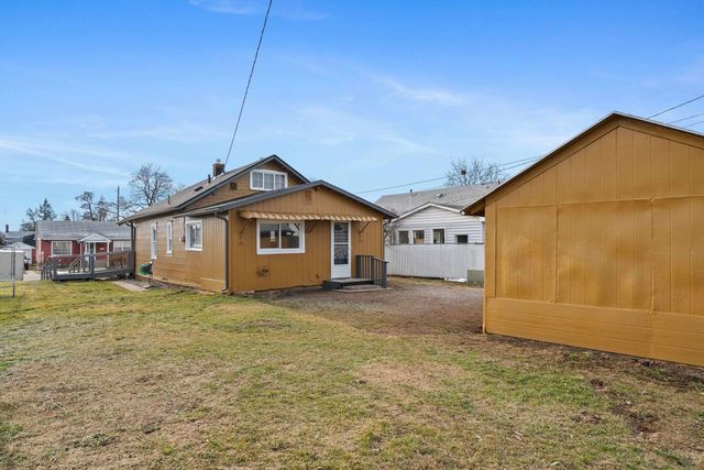 917 E Longfellow Ave, Spokane, WA 99208