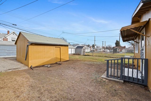 917 E Longfellow Ave, Spokane, WA 99208