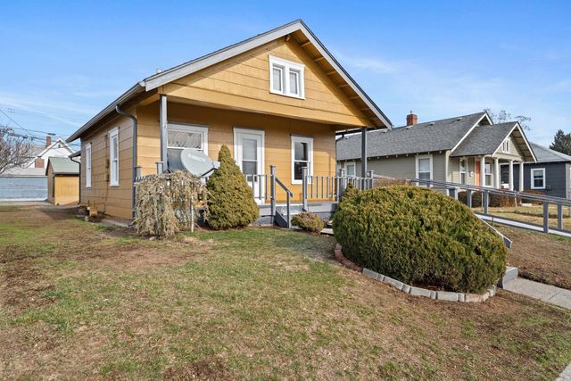 917 E Longfellow Ave, Spokane, WA 99208
