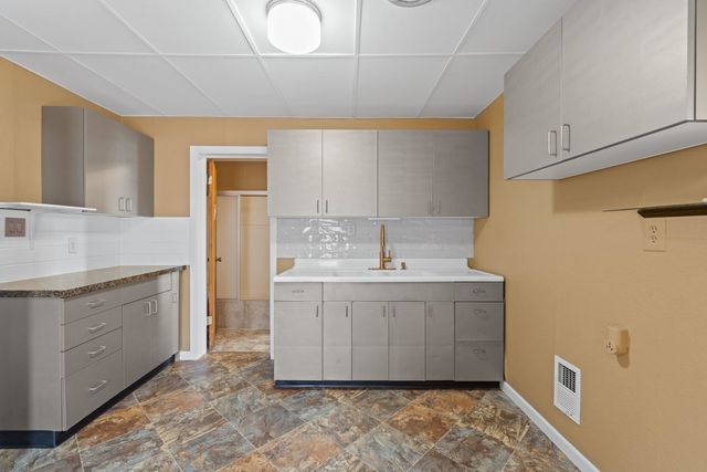 917 E Longfellow Ave, Spokane, WA 99208