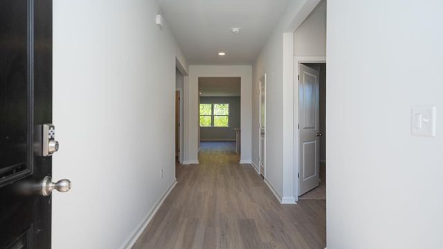 610 Strawberry Field Way, Galivants Ferry, SC 29544