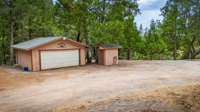 6021 Starkes Grade Rd, Pollock Pines, CA 95726