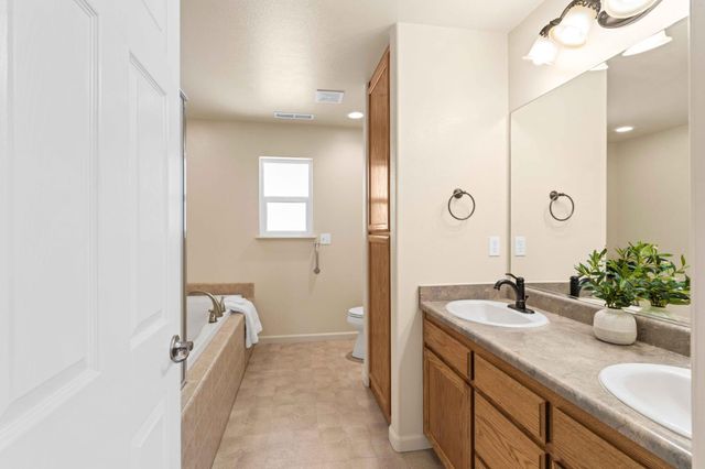 6021 Starkes Grade Rd, Pollock Pines, CA 95726