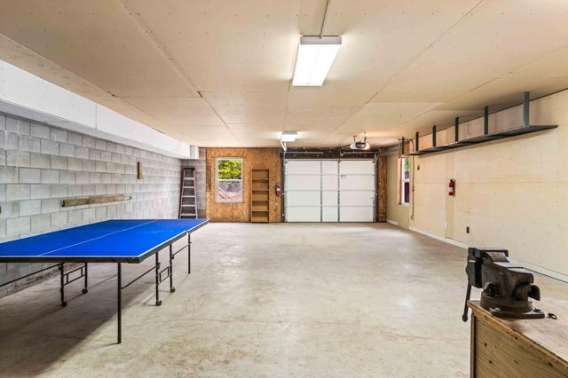 6021 Starkes Grade Rd, Pollock Pines, CA 95726