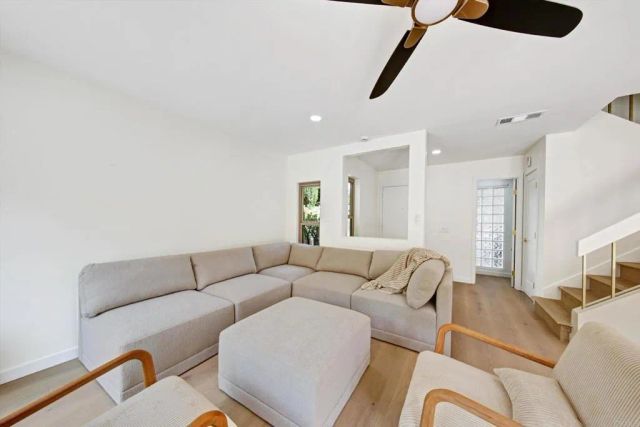 5850 Menorca Drive, San Diego, CA 92124