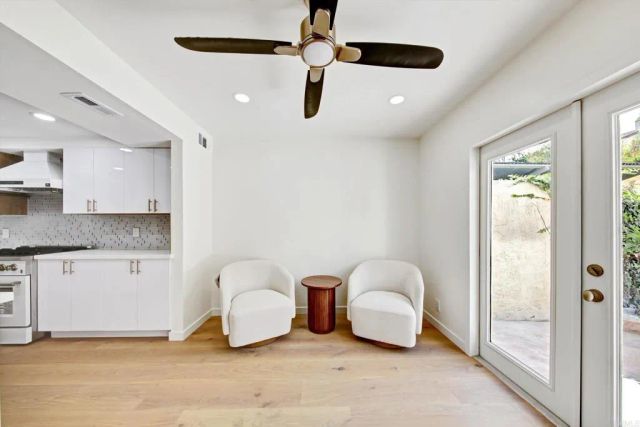 5850 Menorca Drive, San Diego, CA 92124