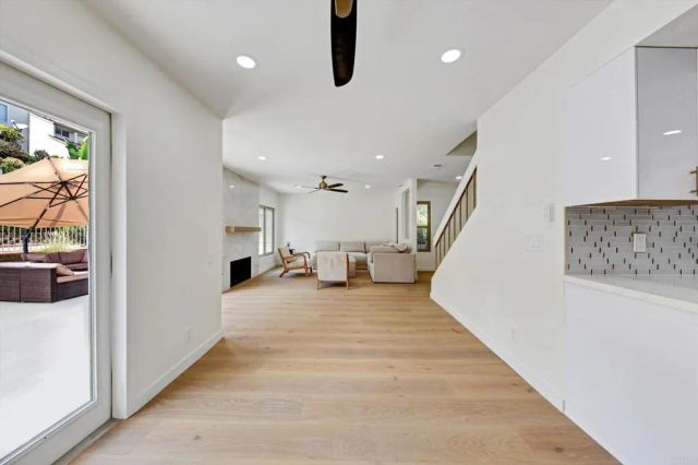 5850 Menorca Drive, San Diego, CA 92124