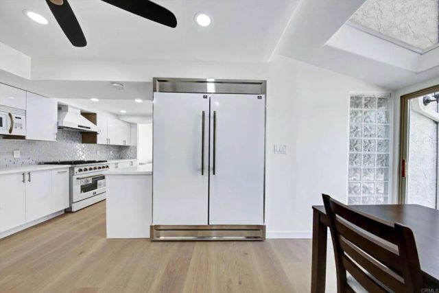 5850 Menorca Drive, San Diego, CA 92124