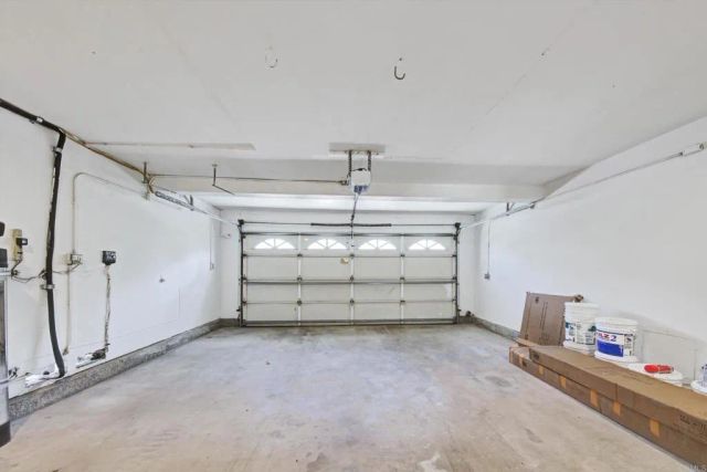 5850 Menorca Drive, San Diego, CA 92124