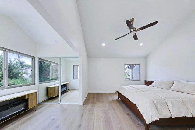 5850 Menorca Drive, San Diego, CA 92124