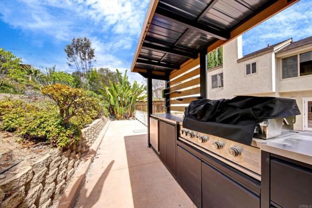 5850 Menorca Drive, San Diego, CA 92124