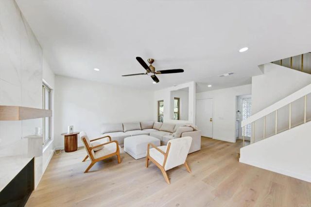 5850 Menorca Drive, San Diego, CA 92124