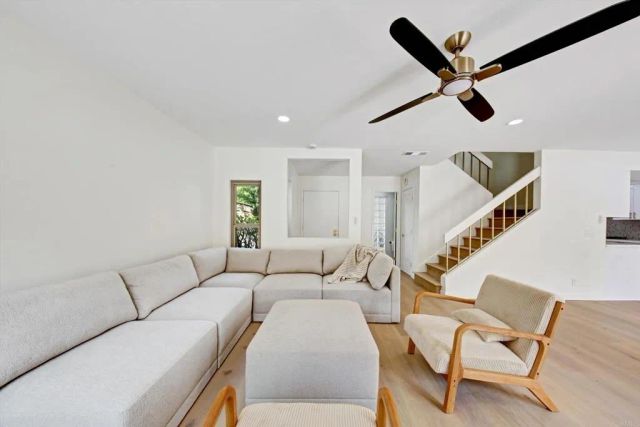 5850 Menorca Drive, San Diego, CA 92124
