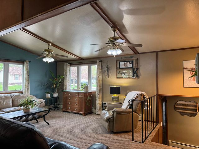401 Sunny Lane Street, Denver, IA 50622
