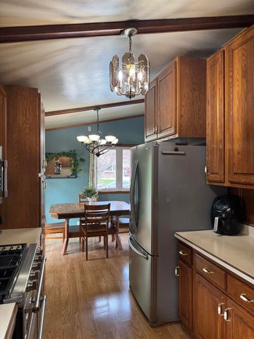 401 Sunny Lane Street, Denver, IA 50622