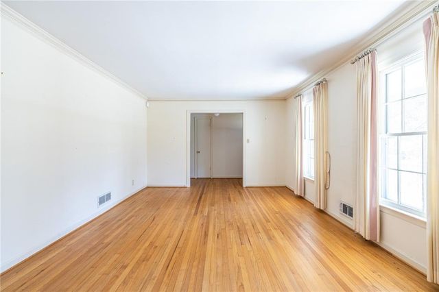 184 Kenvilla Drive, Tucker, GA 30084