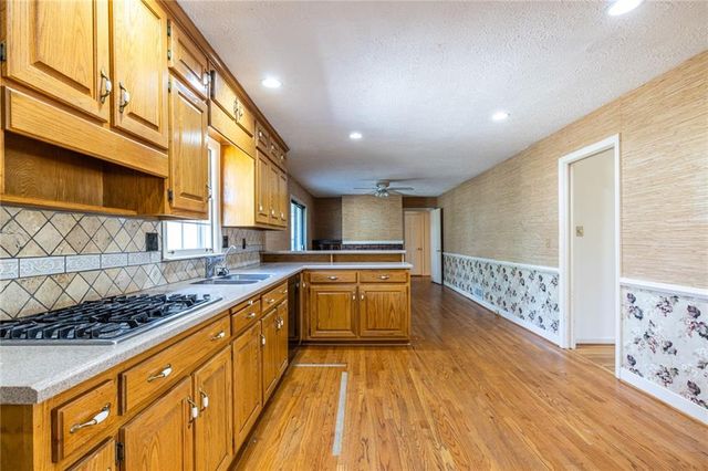 184 Kenvilla Drive, Tucker, GA 30084